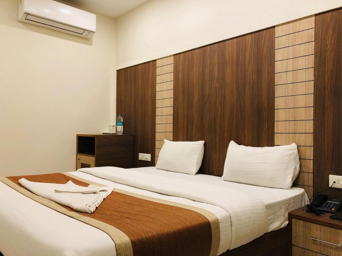 Motimahal Inn Haldwāni エクステリア 写真