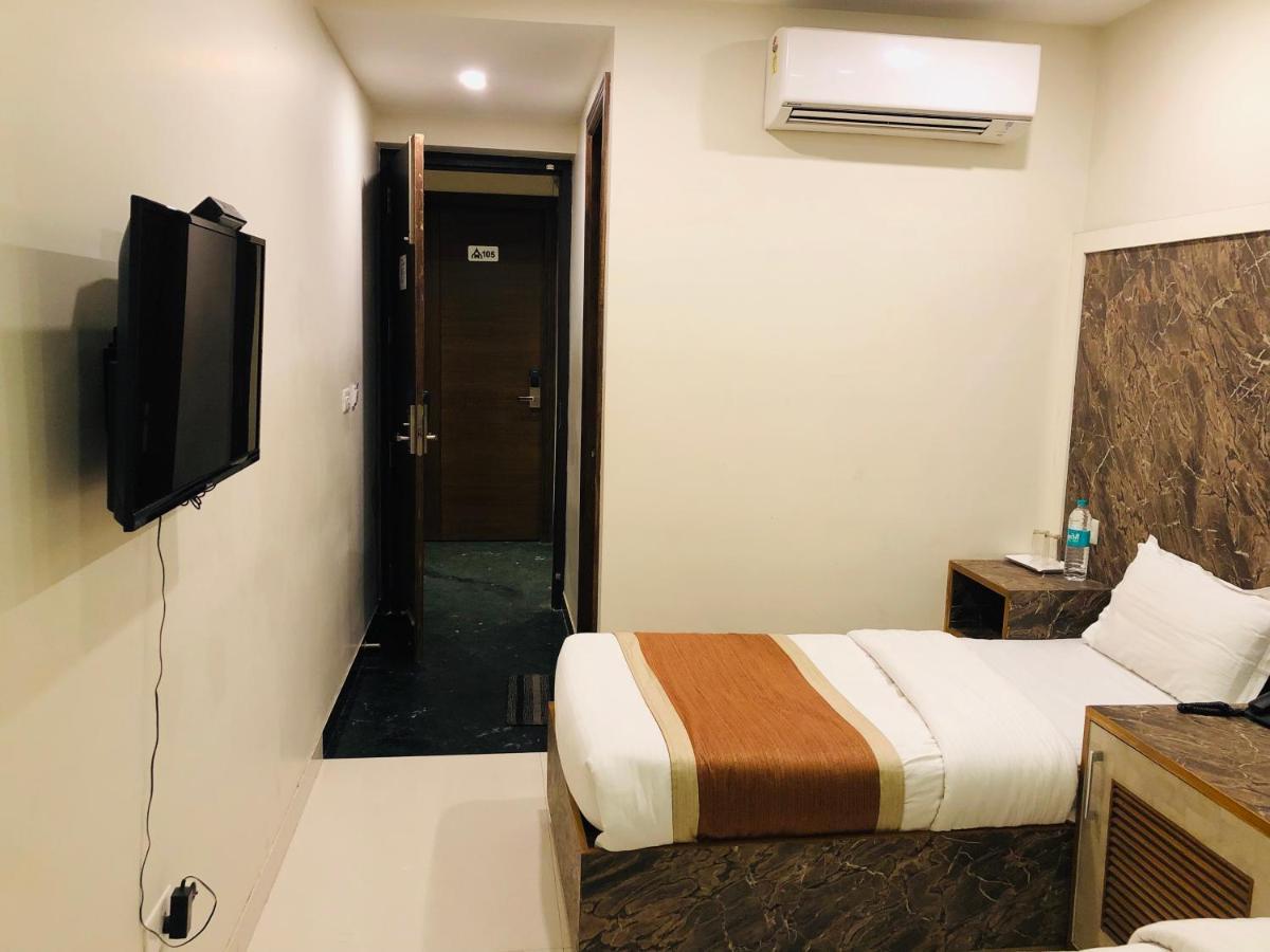 Motimahal Inn Haldwāni エクステリア 写真